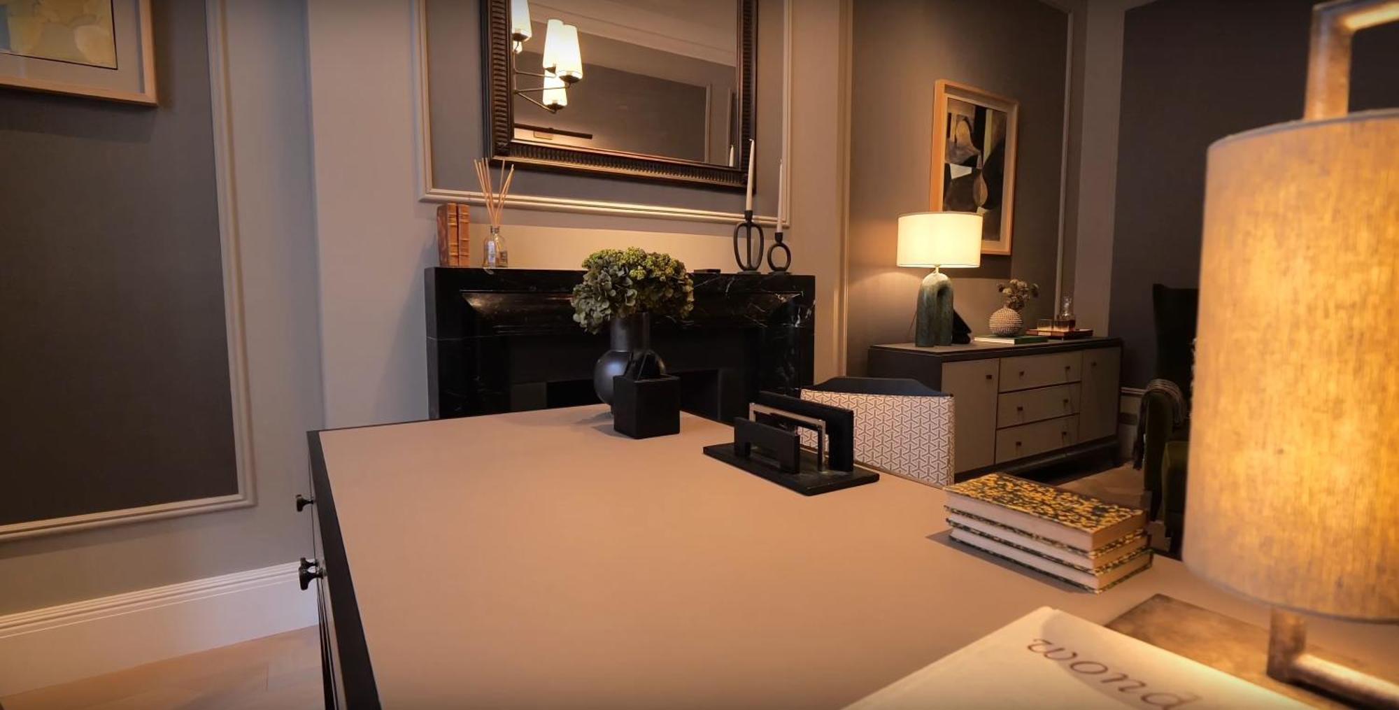 Flat W1d Central Area 3 Bedrooms London