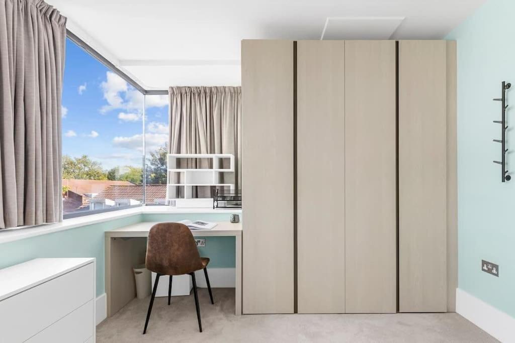 Stylishly Designed 4 Bedroom *