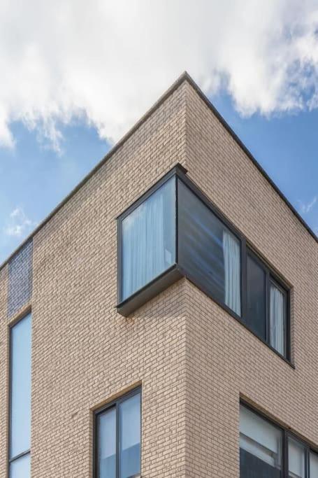 Apartment Stylishly Designed 4 Bedroom