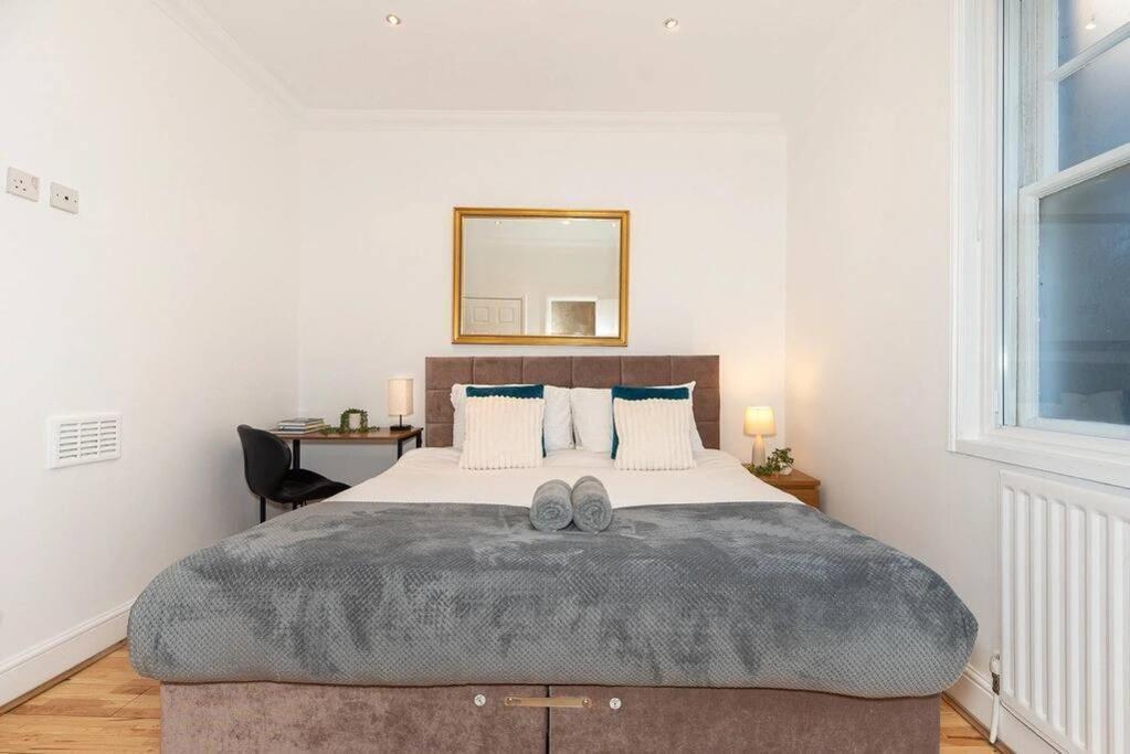 Apartment Discover 2 Bedroom In Kensington London