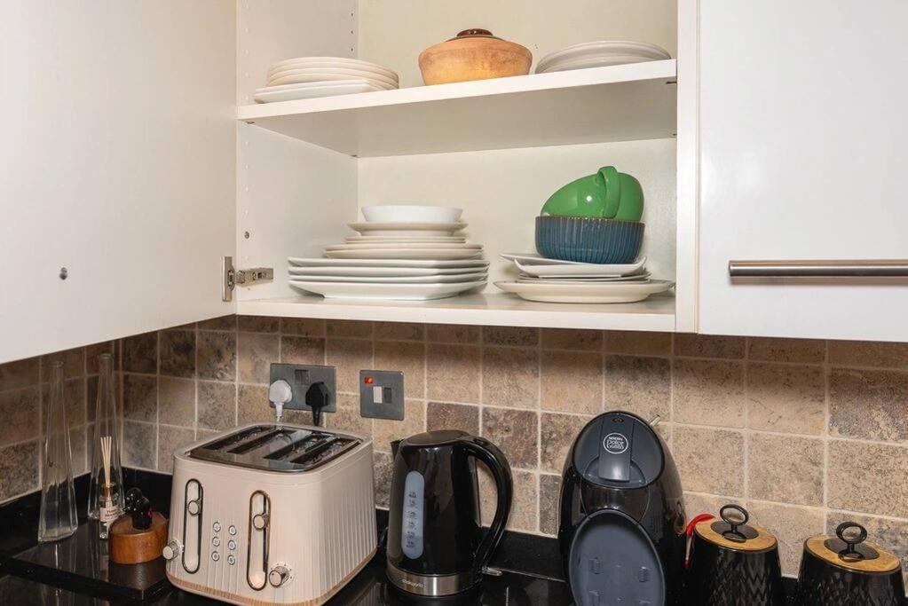 Discover 2 Bedroom In Kensington Apartment