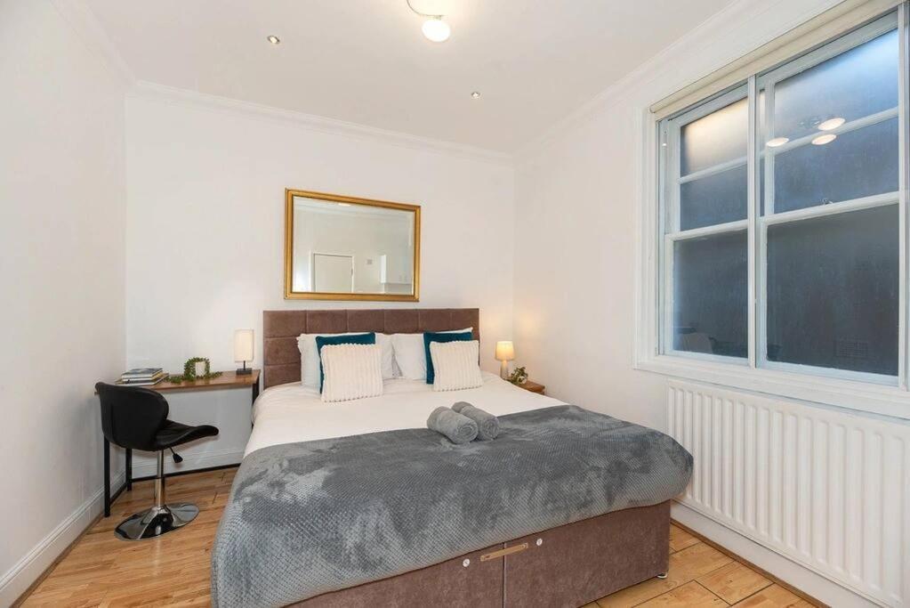 Discover 2 Bedroom In Kensington Apartment