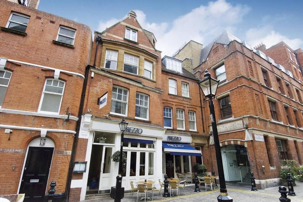 Discover 2 Bedroom In Kensington Apartment London