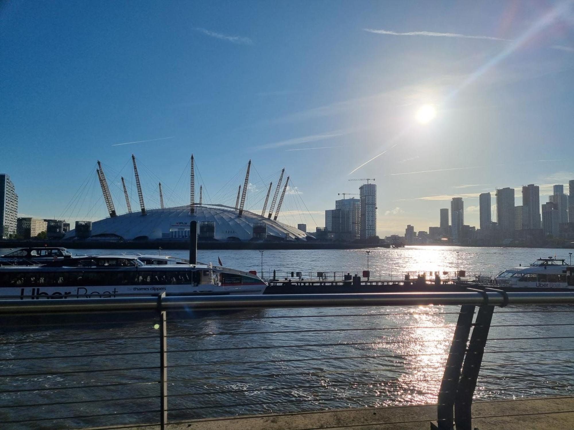 Luxury Apartment-business-relocation-canary Wharf * Londen