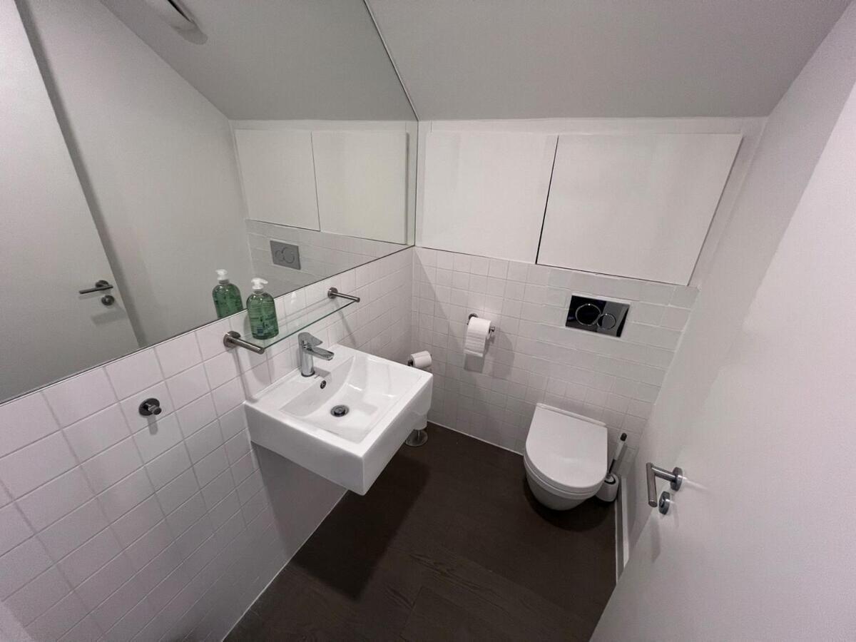 Ft5 Penthouse * London