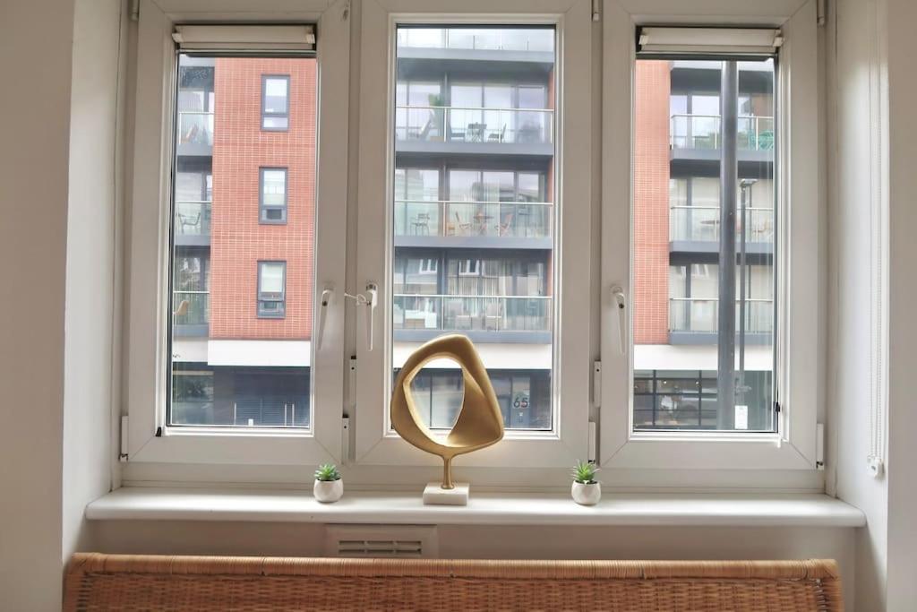 Chic 4-bed In Trendy Clerkenwell W Balcony And Walking Distance To Tube