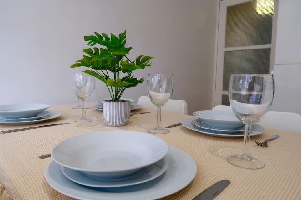 Chic 4-bed In Trendy Clerkenwell W Balcony And Walking Distance To Tube Apartment *