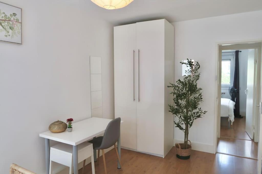 Chic 4-bed In Trendy Clerkenwell W Balcony And Walking Distance To Tube *