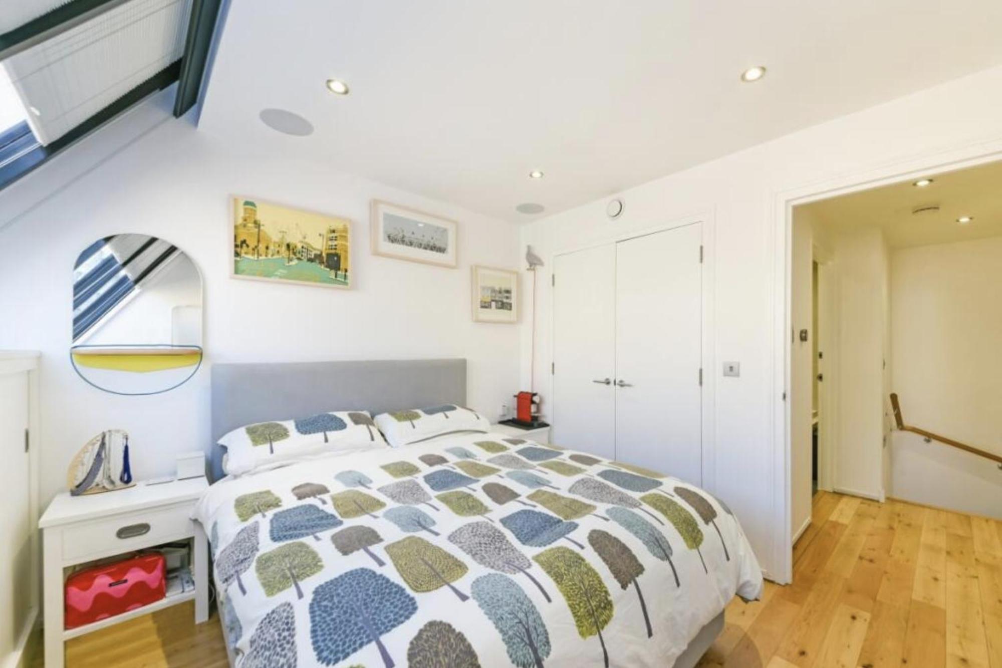 Apartment Brick House London
