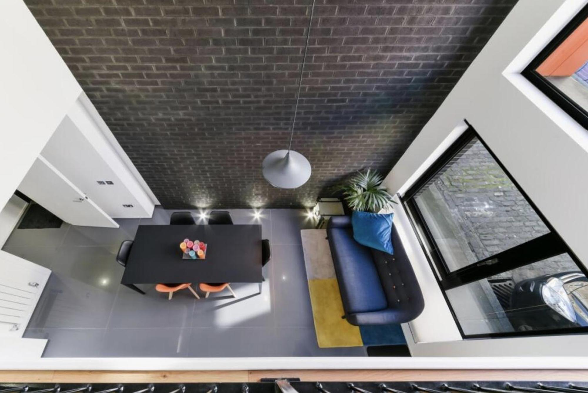 Apartment Brick House *