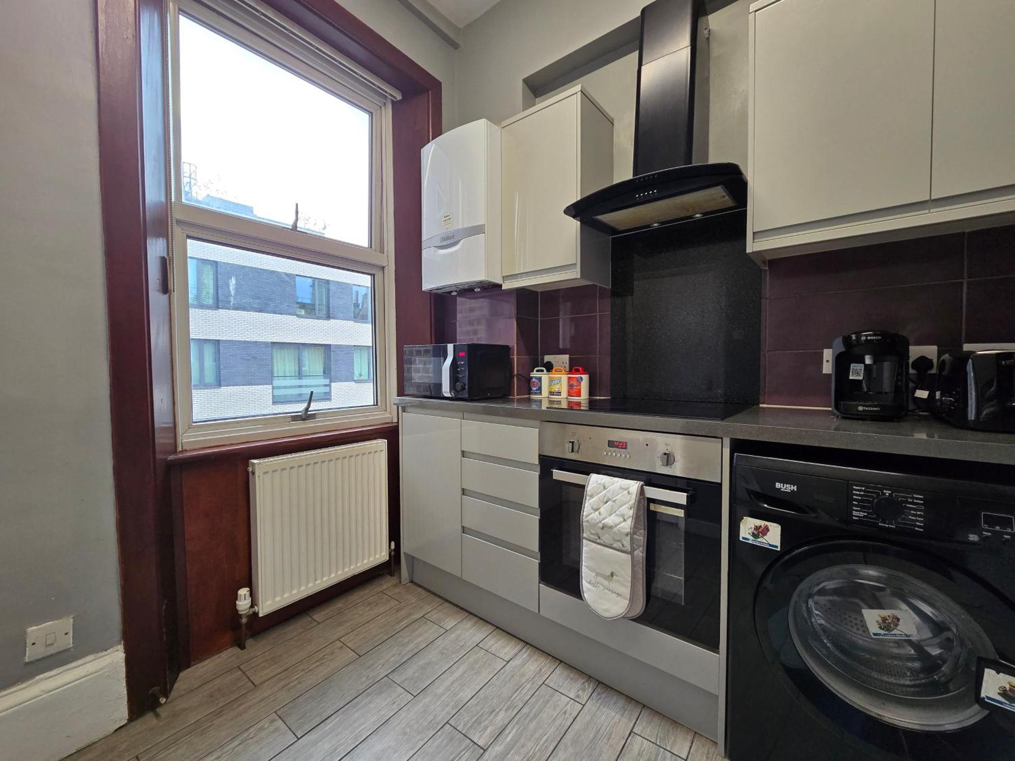 Cosy 3 Bedroom Flat Step Away From Paddington London