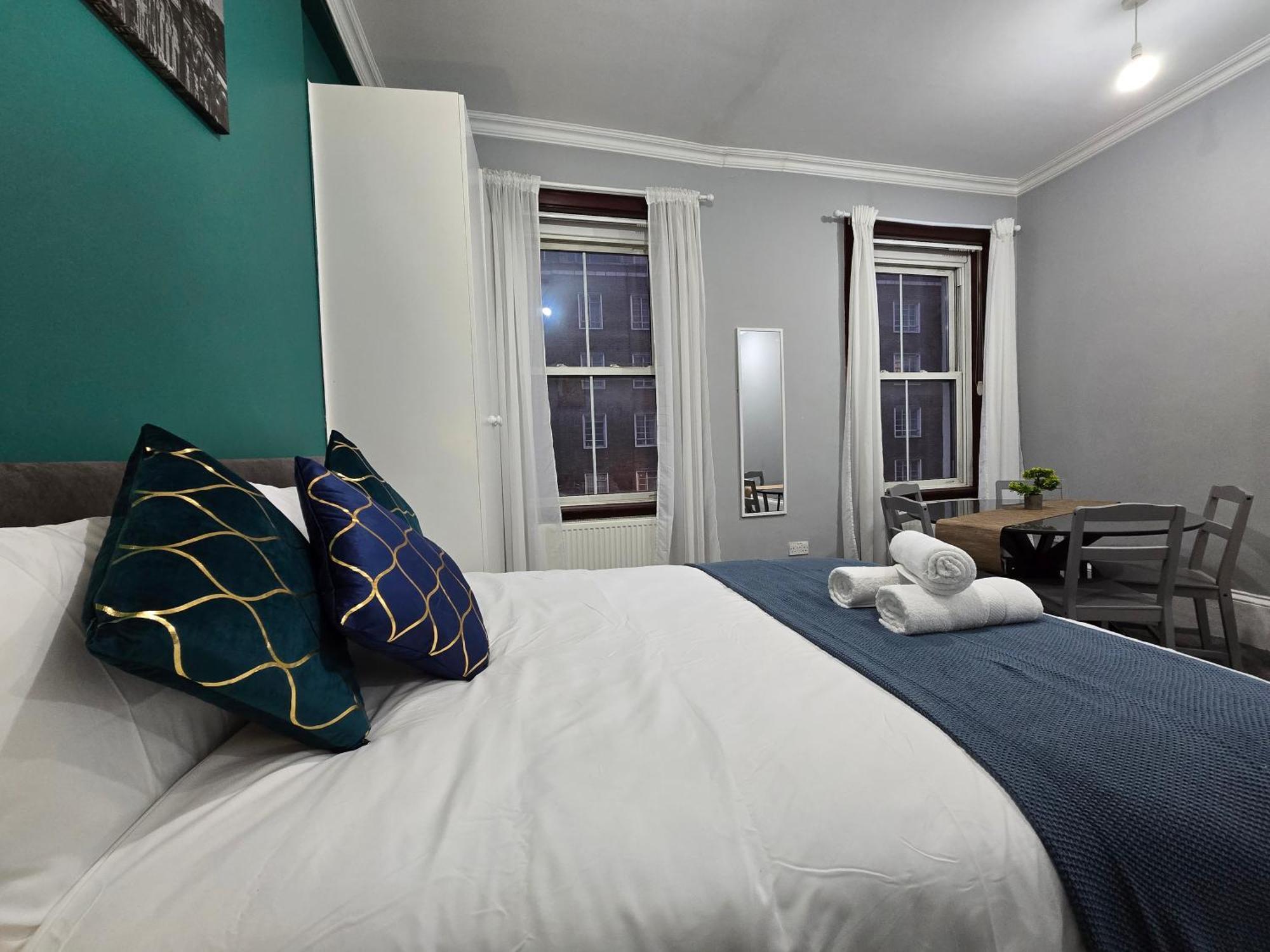 Cosy 3 Bedroom Flat Step Away From Paddington London