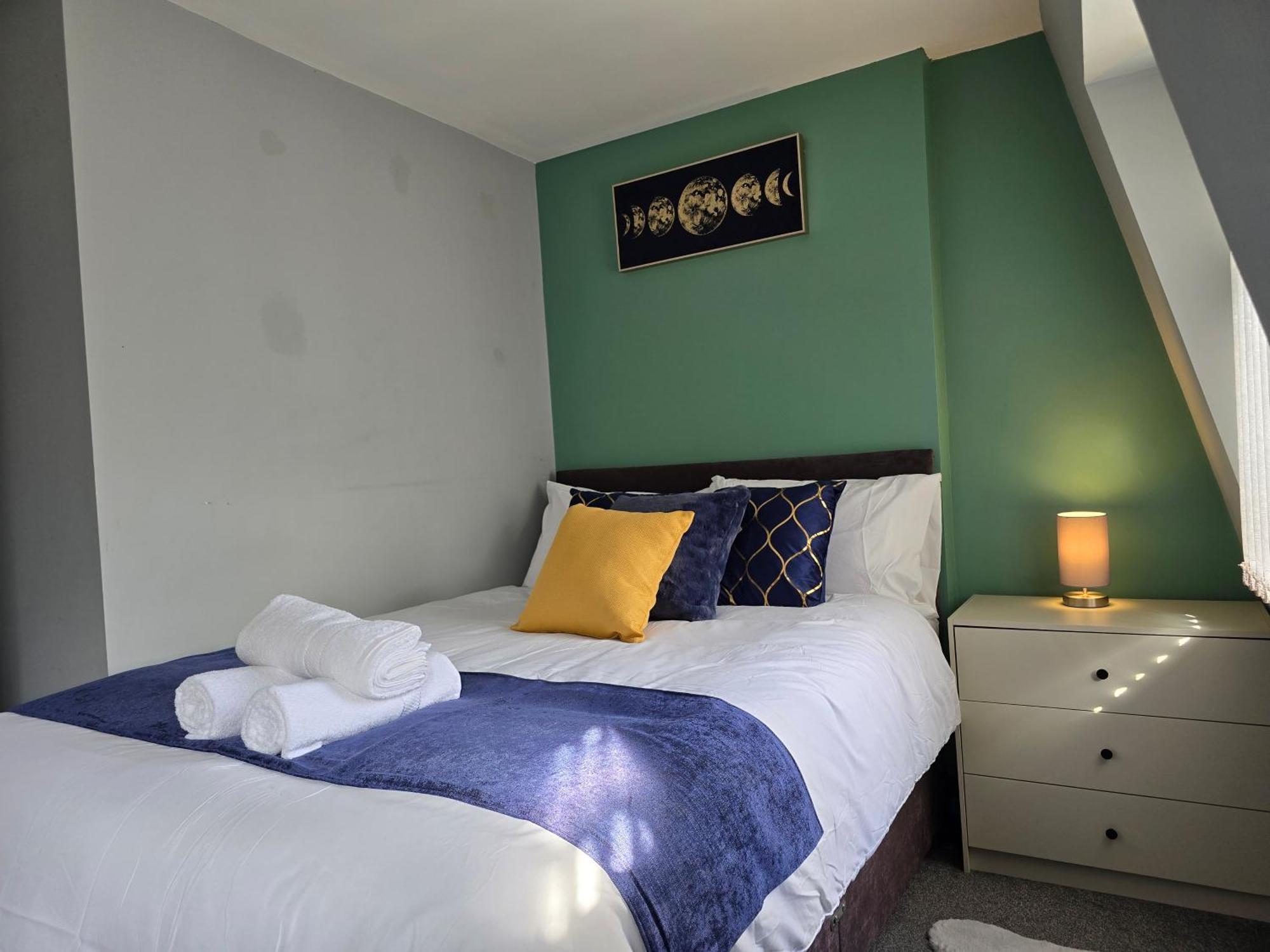 Cosy 3 Bedroom Flat Step Away From Paddington London