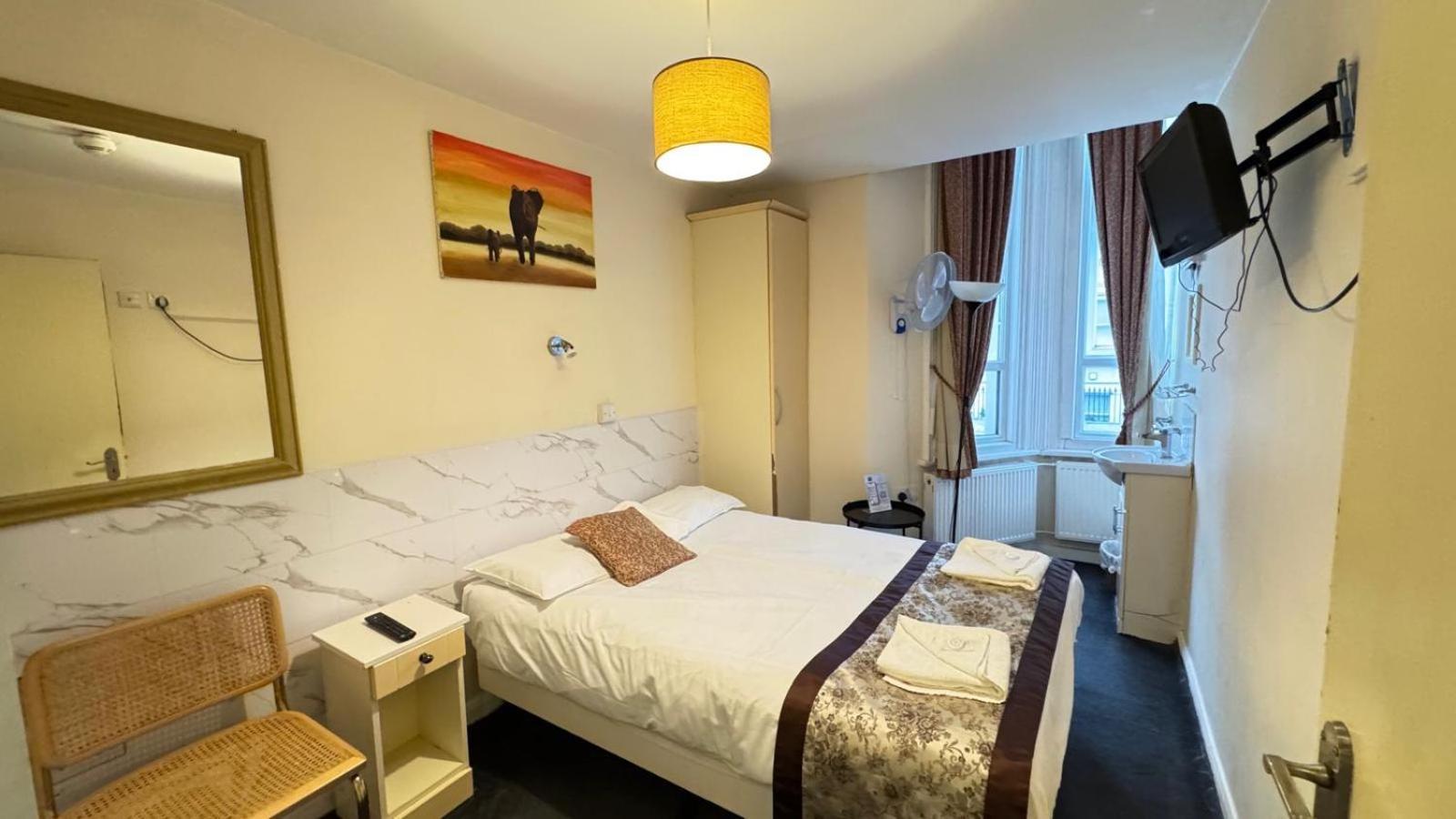 Guest house Earls Court London