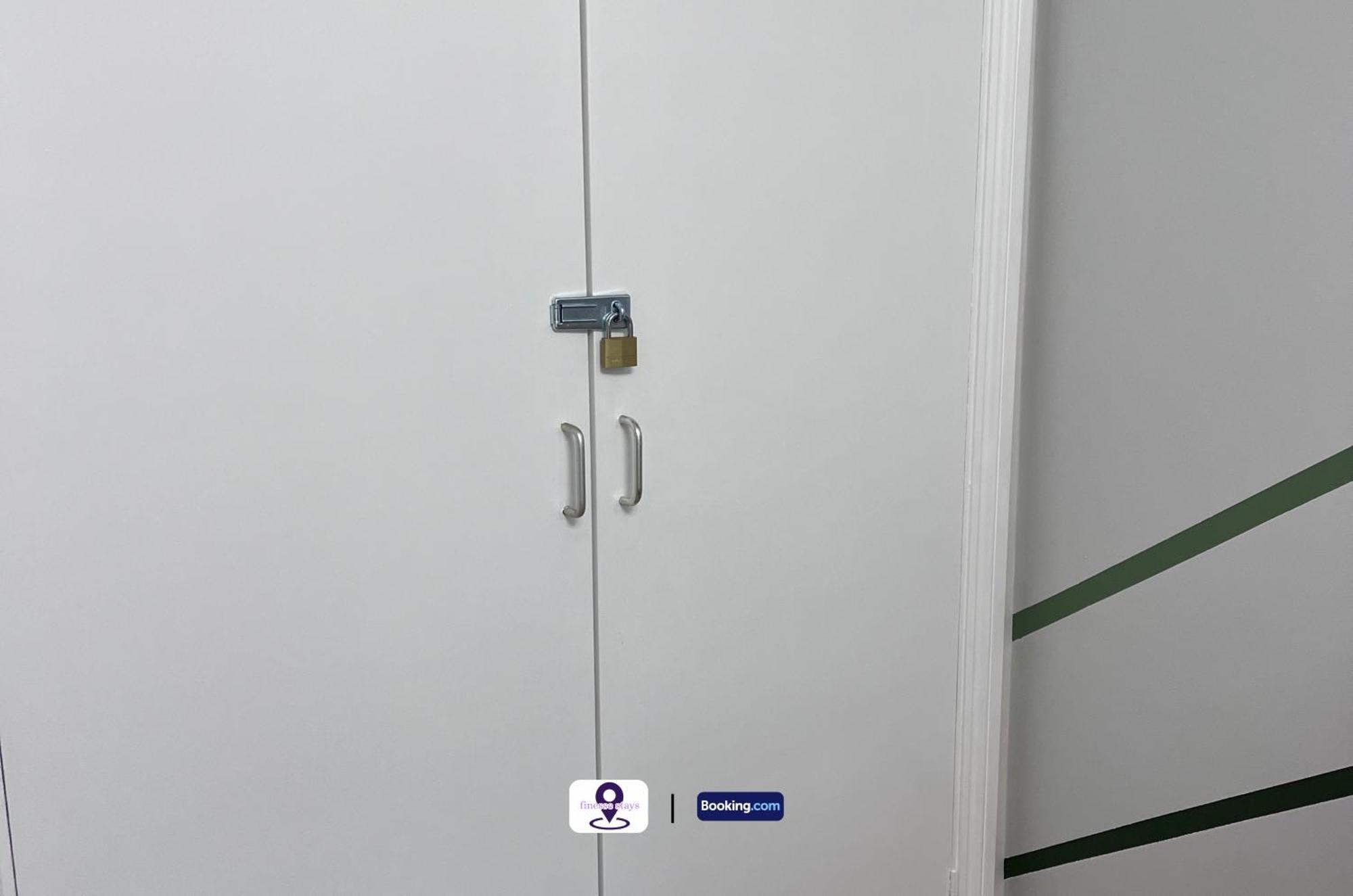 Apartment Last-minute Secure ! Limited Time L Exclusive On 2 Bedroom, High Spec Luxury Flat By Finesse Short Lets & Serviced With Free Wifi *