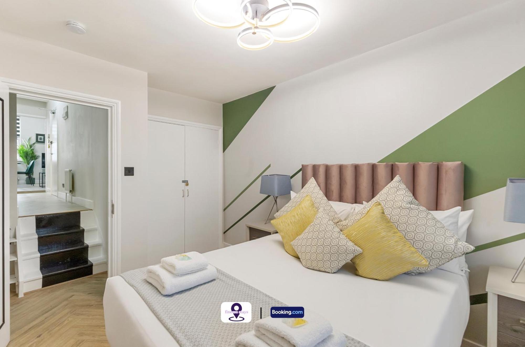 Apartment Last-minute Secure ! Limited Time L Exclusive On 2 Bedroom, High Spec Luxury Flat By Finesse Short Lets & Serviced With Free Wifi *