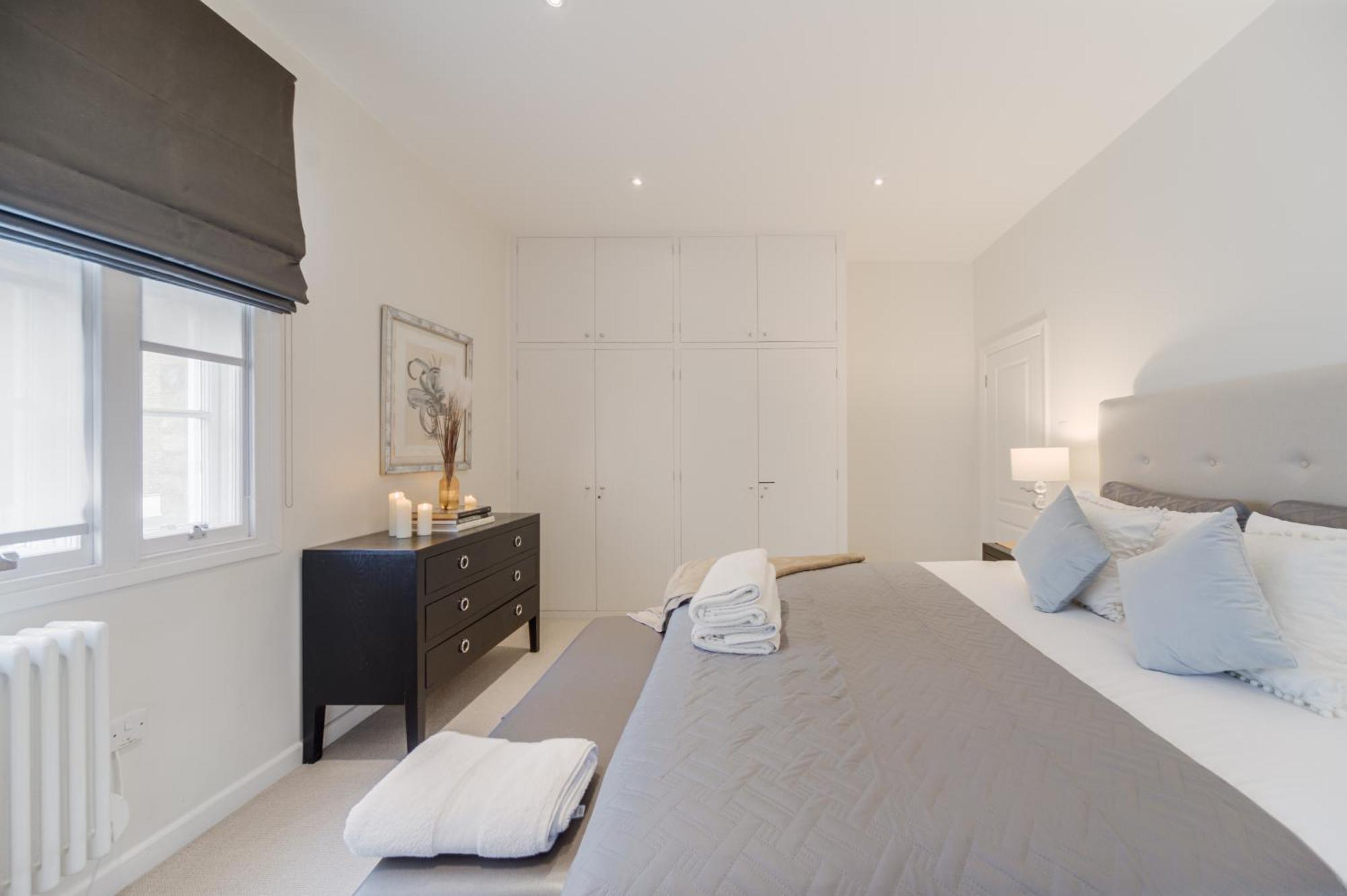 Estatesmen Mayfair * London
