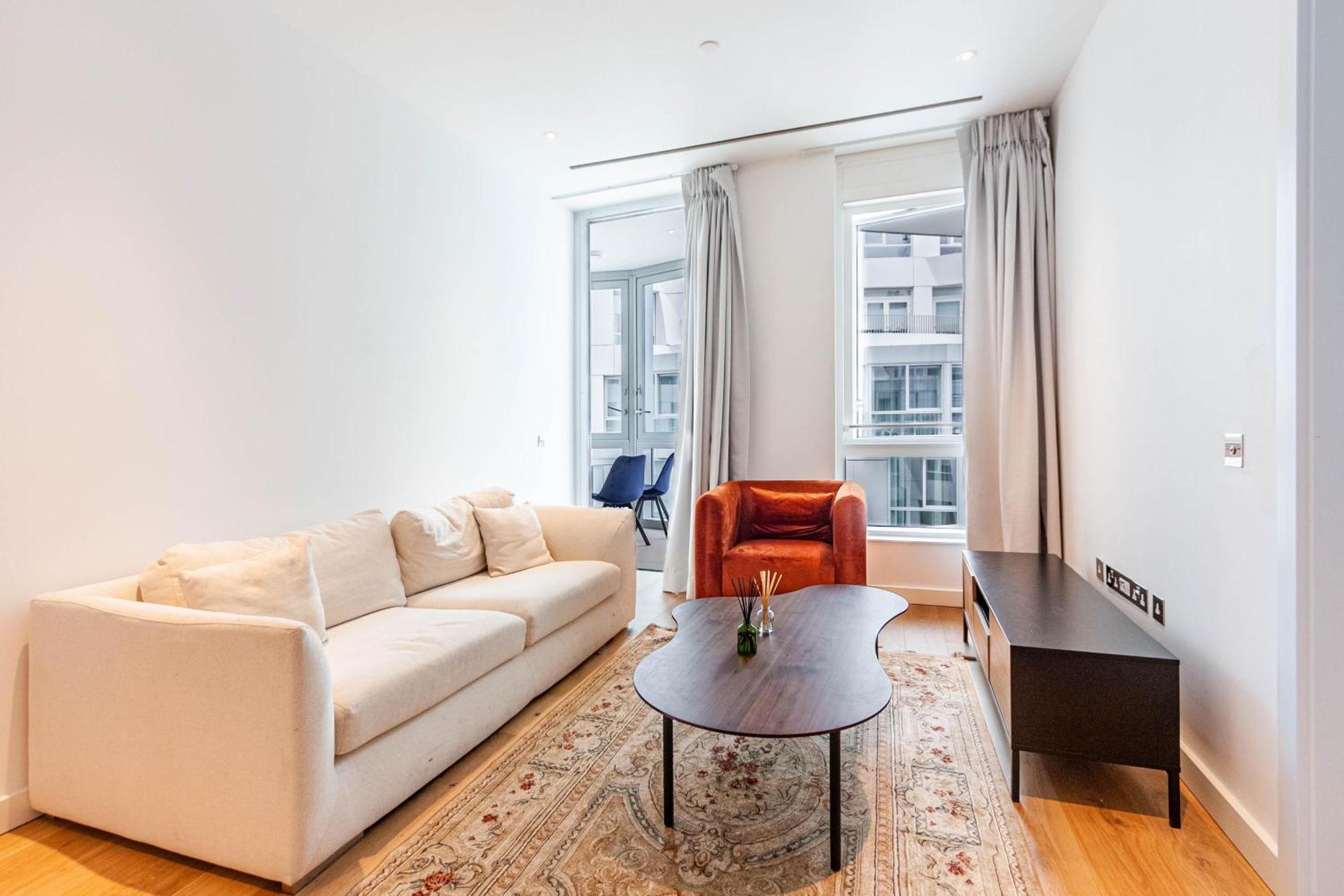 Apartment Spacious 2 Bed 2 Bath Battersea Powerstation *