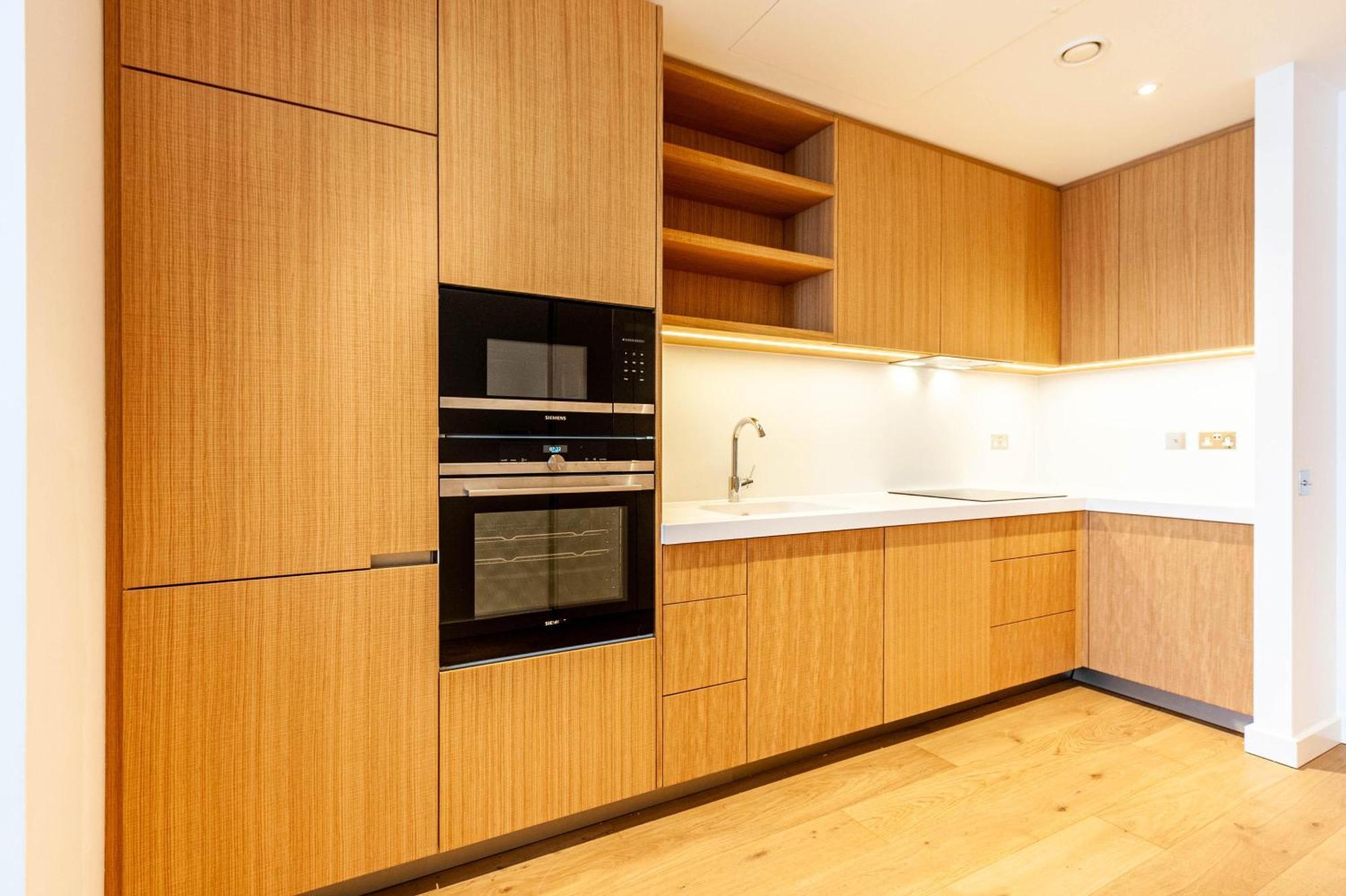 Apartment Spacious 2 Bed 2 Bath Battersea Powerstation London