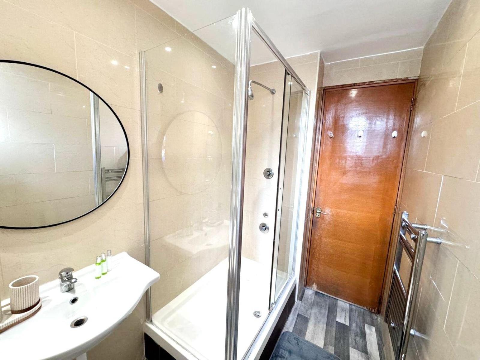 Comfortable Family Near Oxford Street Apartment London
