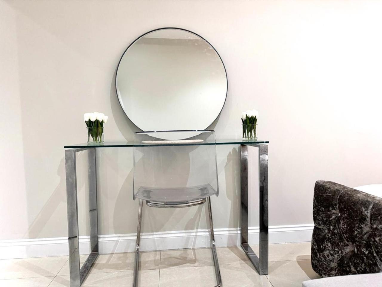 Comfortable Family Near Oxford Street Apartment *