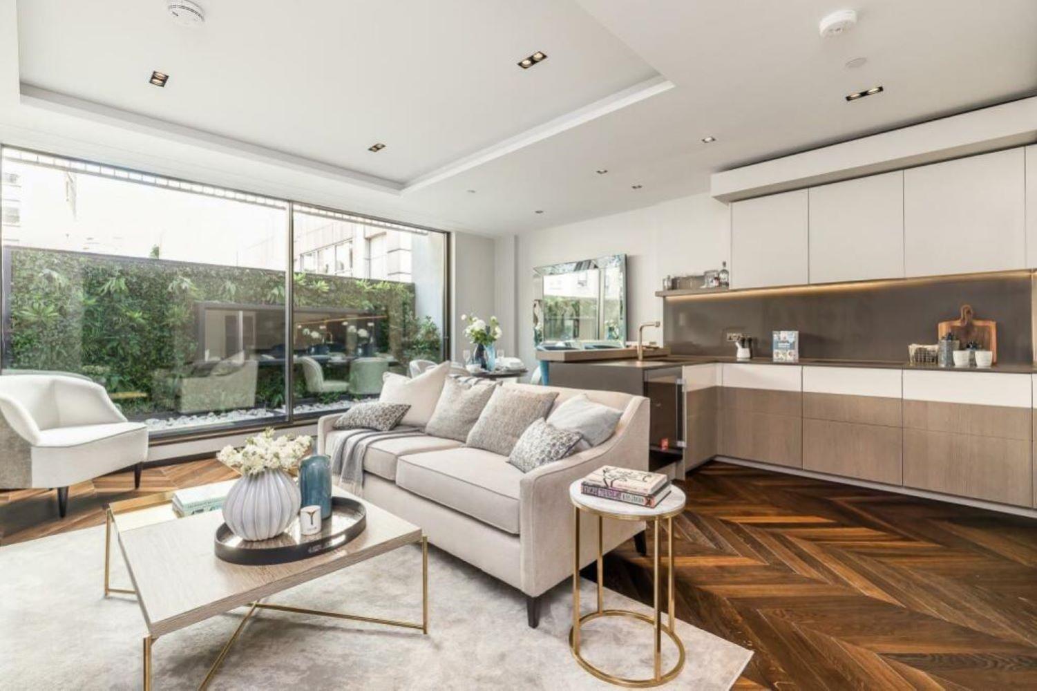 Appartement Modern Designer Central Leicester Square And Covent Garden Sleeps 6 Londen