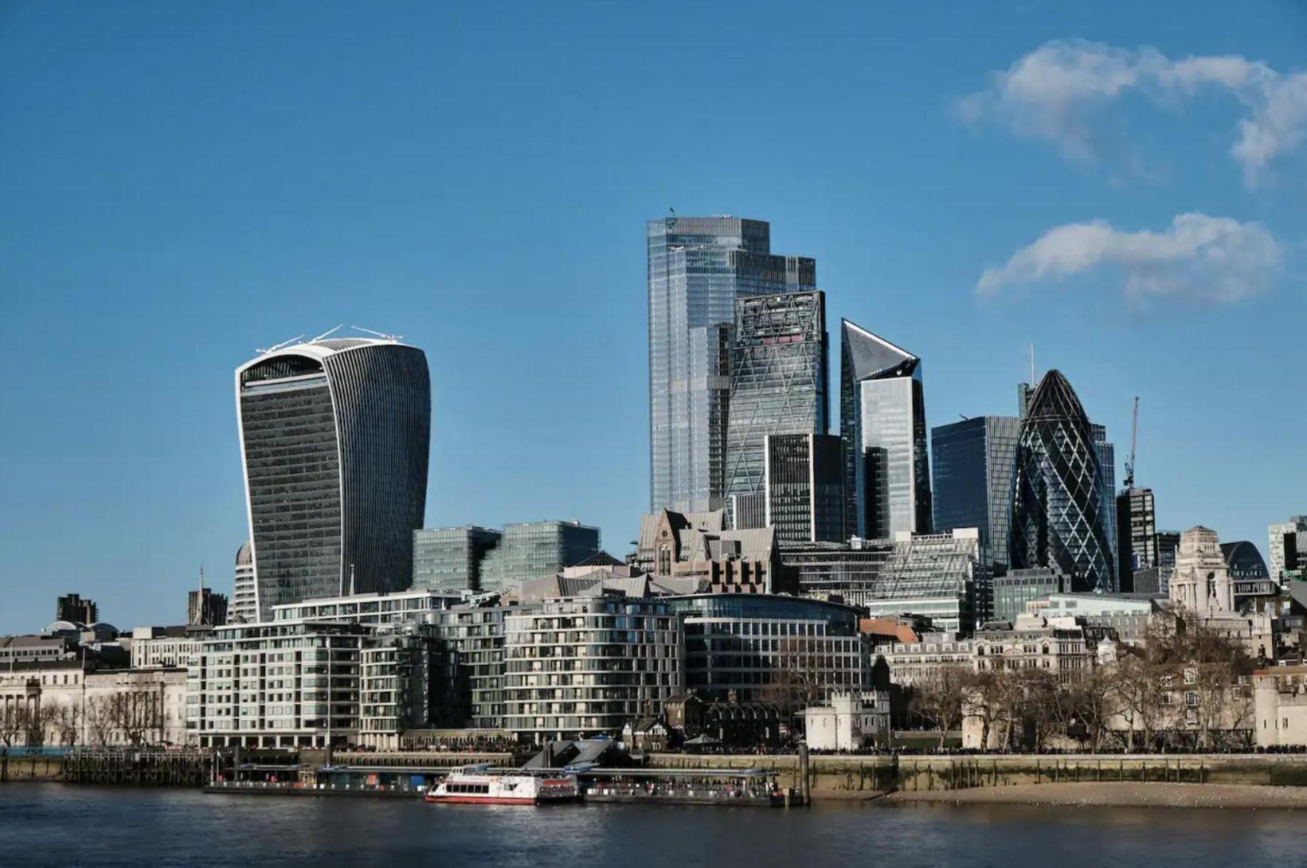 Thames View In Town! Large Luxxe Nomad Design Family Apartment London