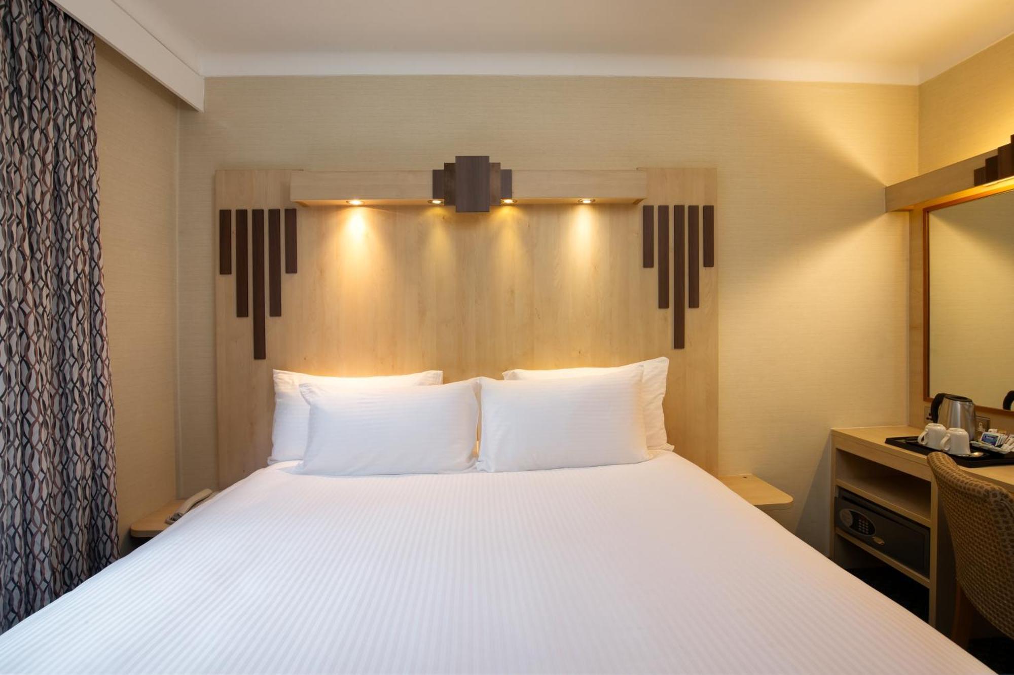 Tavistock Hotel 3*