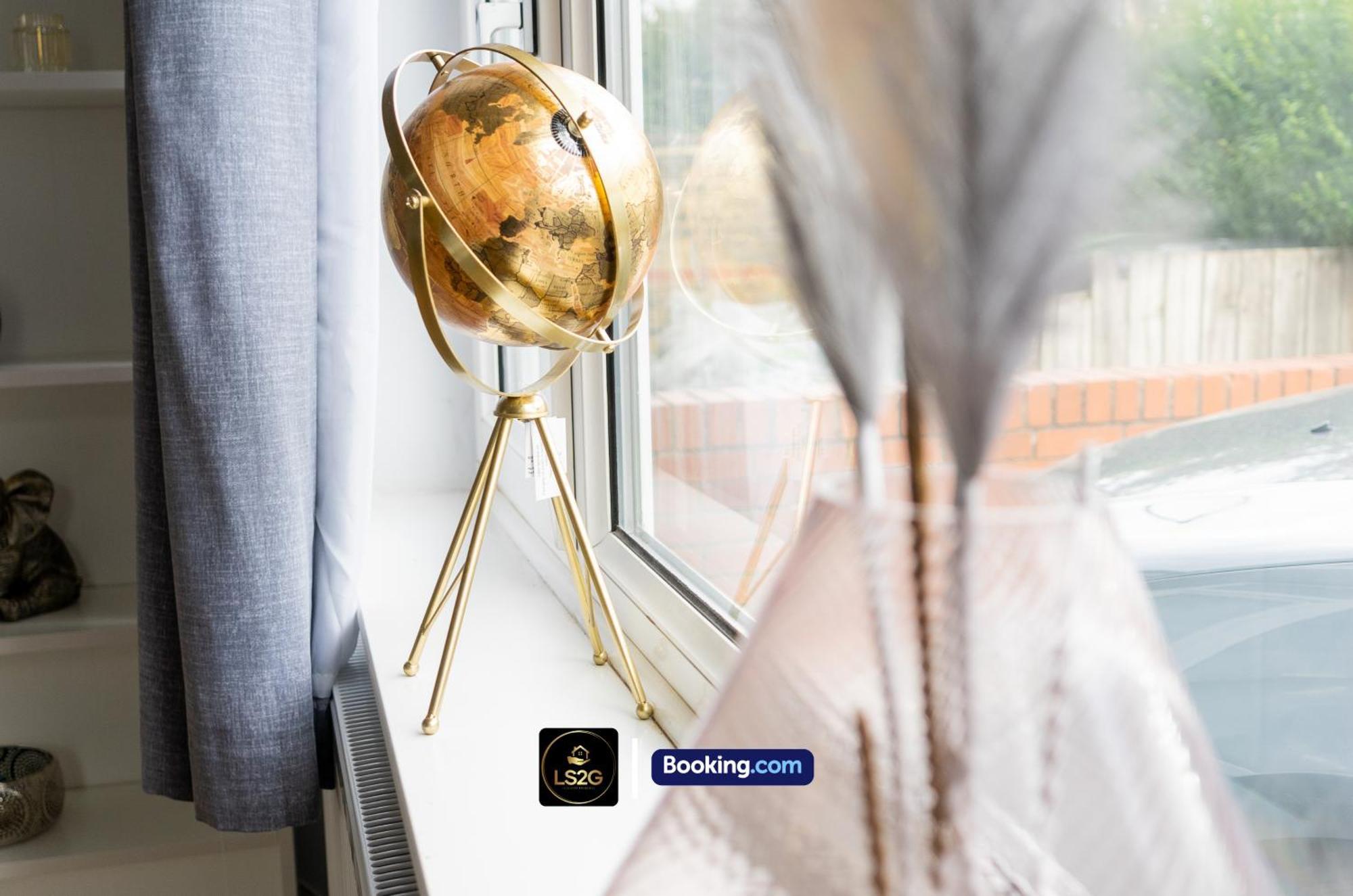 Vakantiehuis Stunning House By Ls2g Short Lets & Serviced Greater With Free Wifi Londen