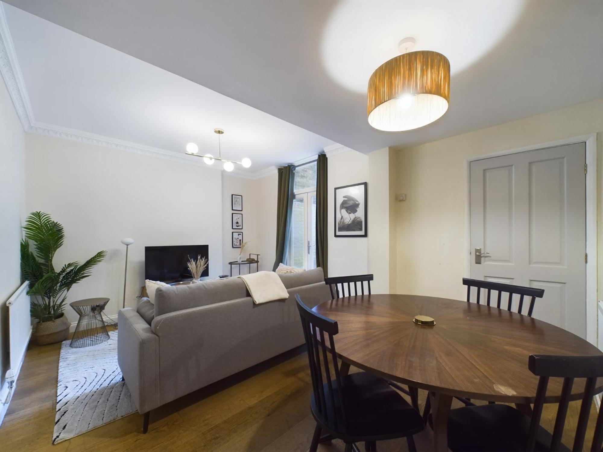 The Pimlico Place - 2bdr With Courtyard Appartement *
