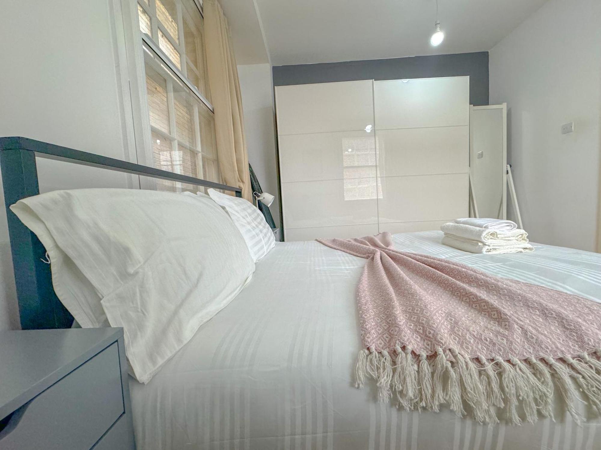Apartment Gower Street Residences