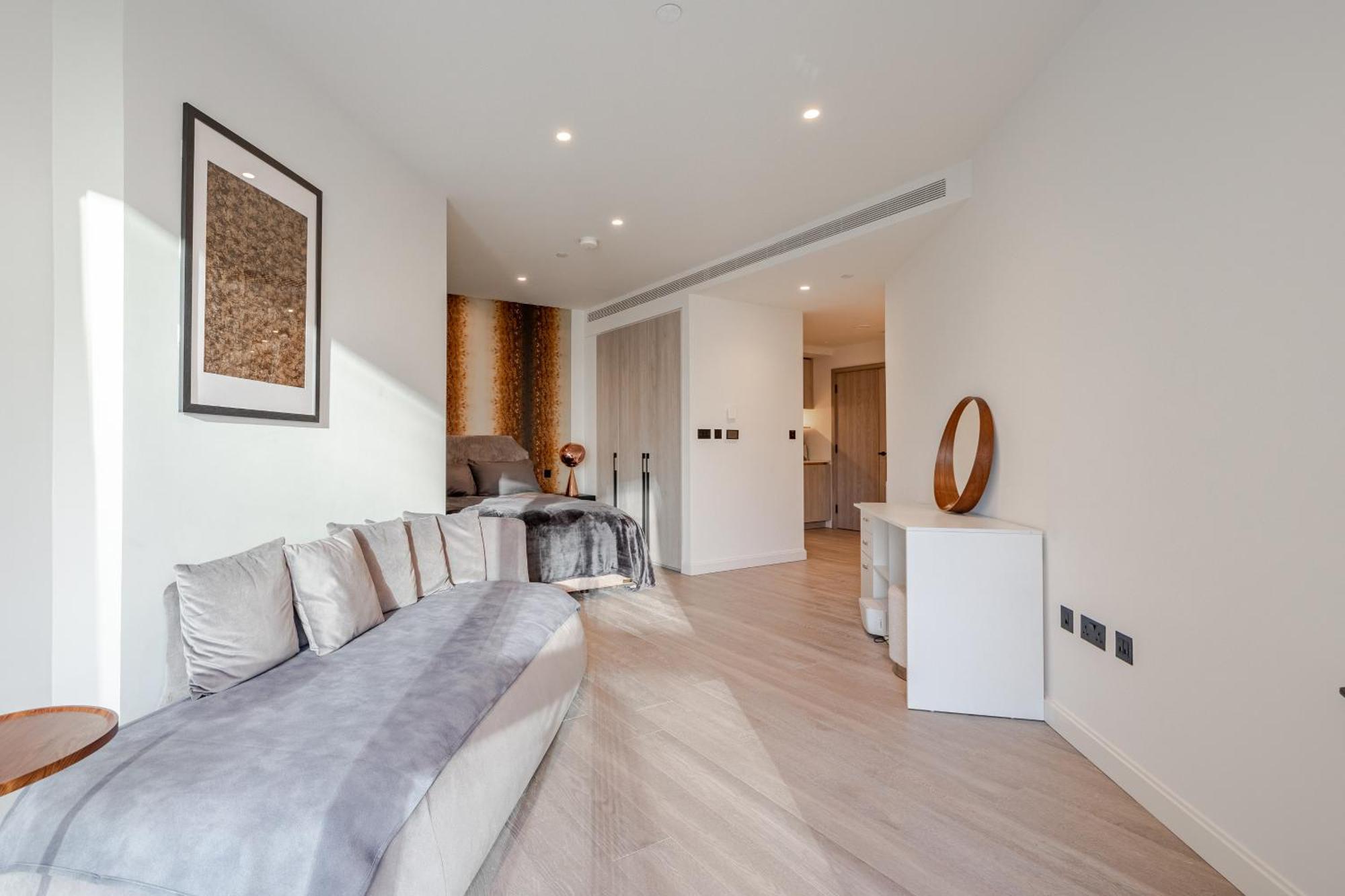 The Percy's Living Canary Wharf Apartment London
