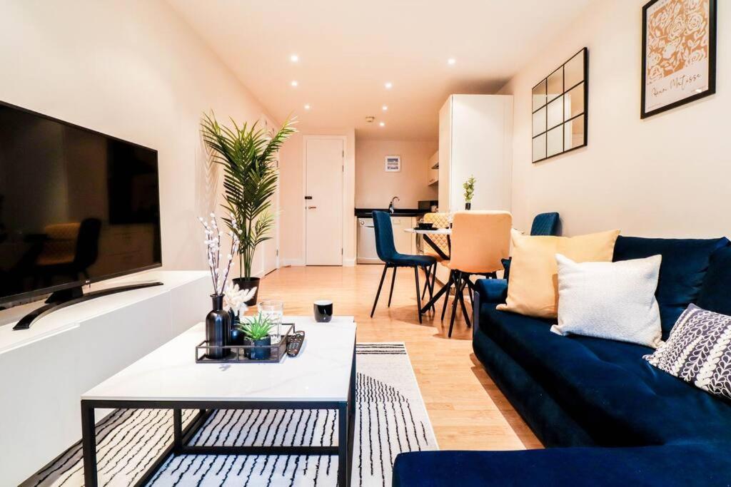 Premium Canary Wharf Flat - Long Offer Apartment *