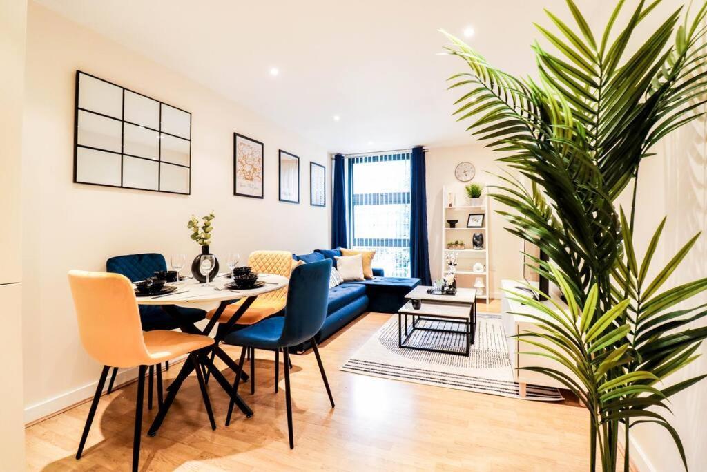 Premium Canary Wharf Flat - Long Offer * London