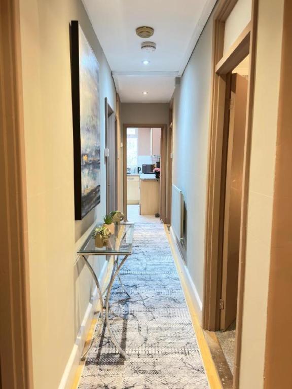Beautiful Three Bedroom Family Apartment