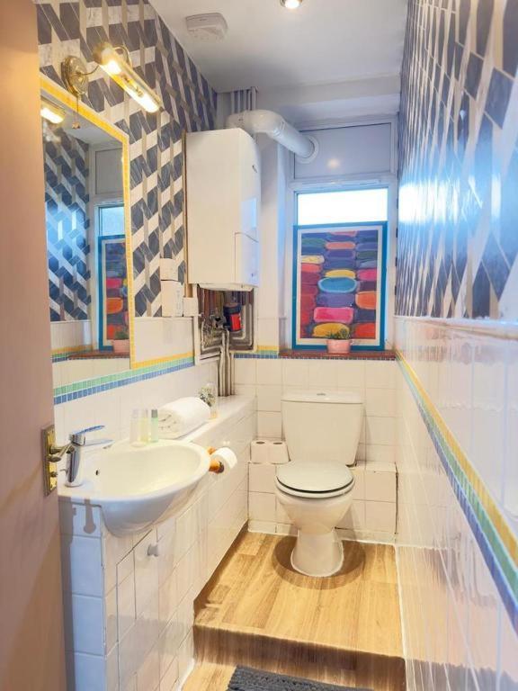 Beautiful Three Bedroom Family London