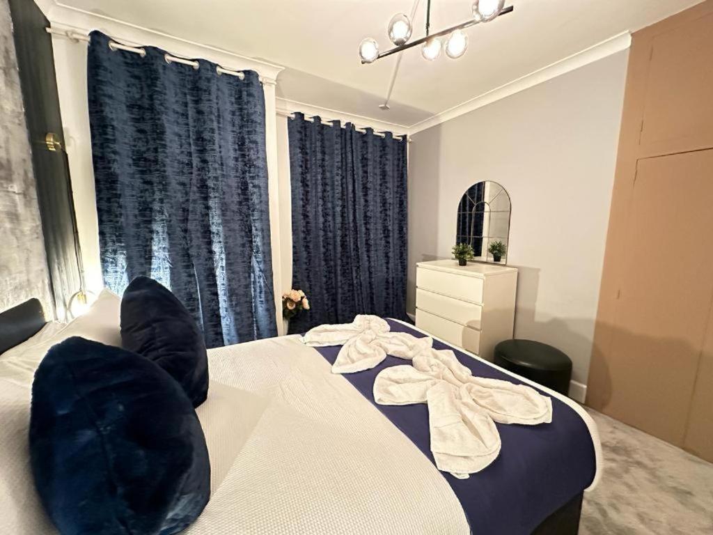 Apartment Beautiful Three Bedroom Family *