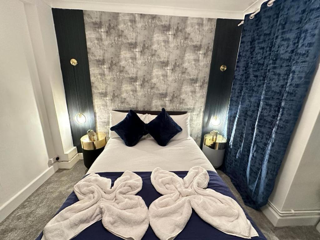 Beautiful Three Bedroom Family London