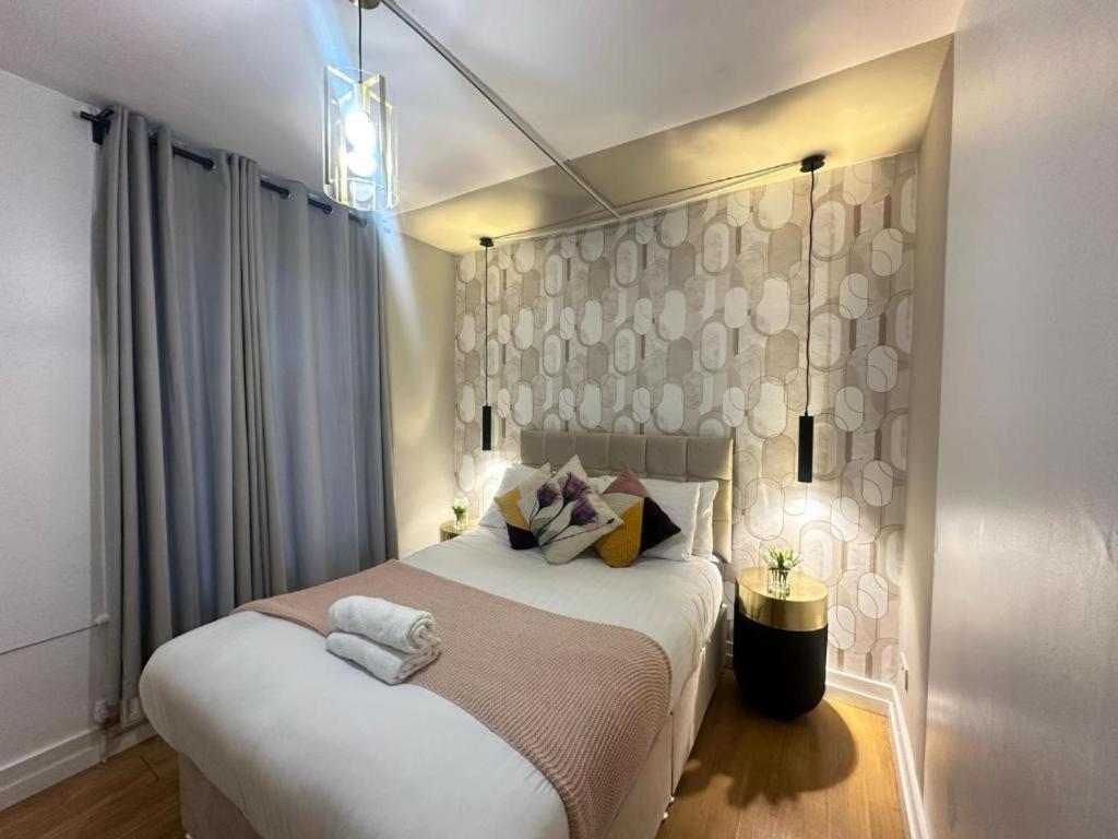 Apartment Affordable Two Bedroom In
