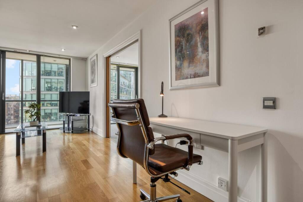 Luxury Living In Paddington, *