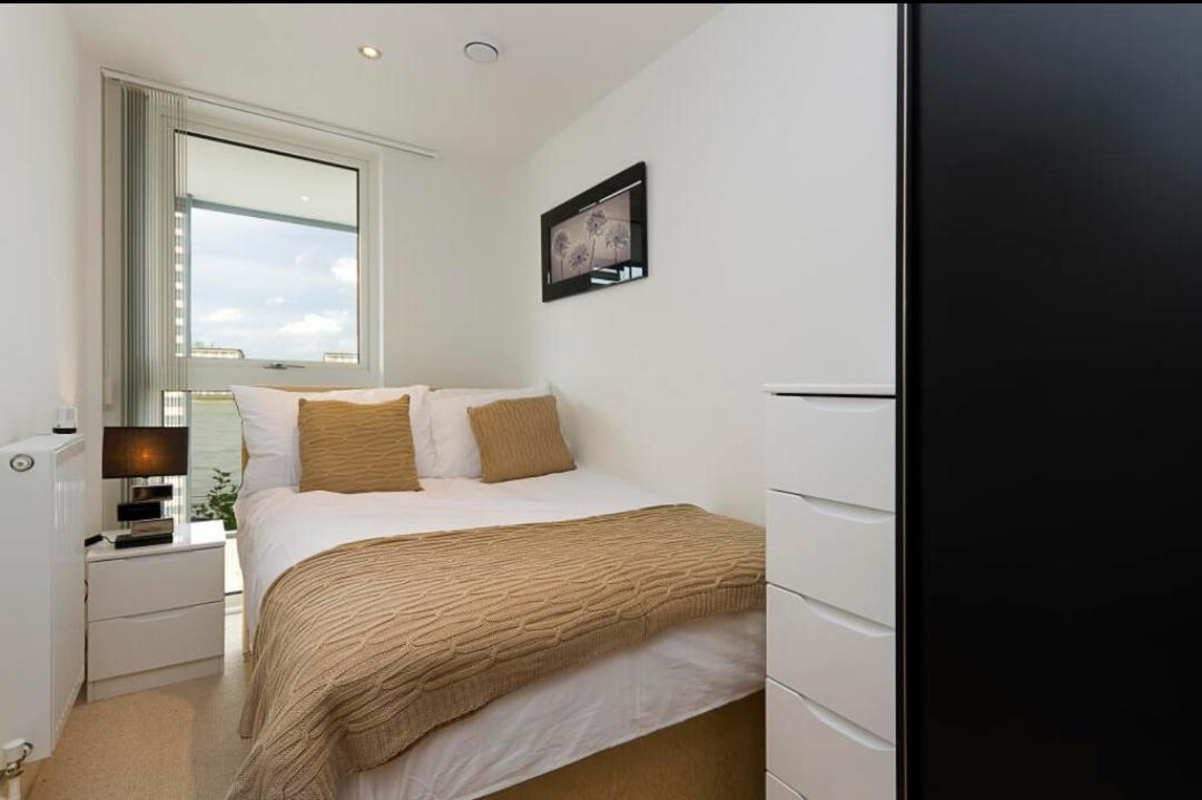 Homestay In Flat With Stunning Thames River View
