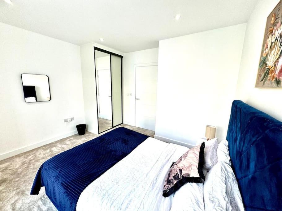 Apartment Spacious Maida Vale Flat 2 Bed 2 Bath Private Balcony