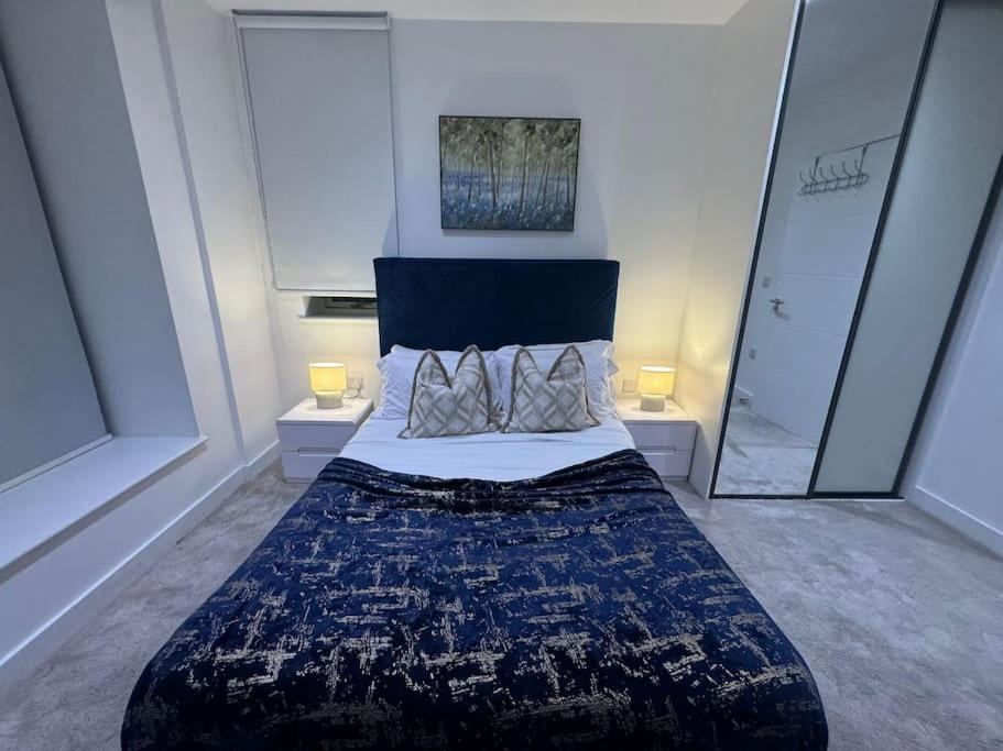 Spacious Maida Vale Flat 2 Bed 2 Bath Private Balcony *