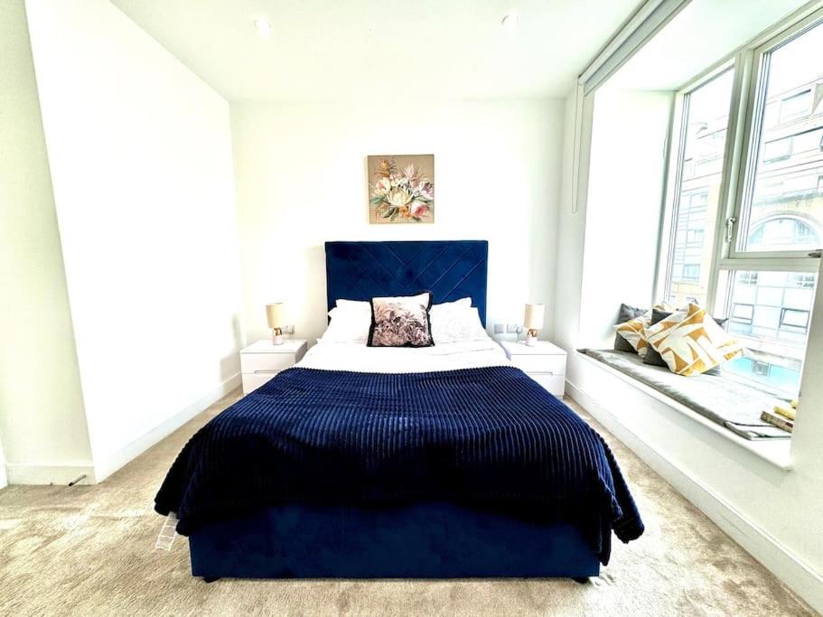 Spacious Maida Vale Flat 2 Bed 2 Bath Private Balcony Apartment *