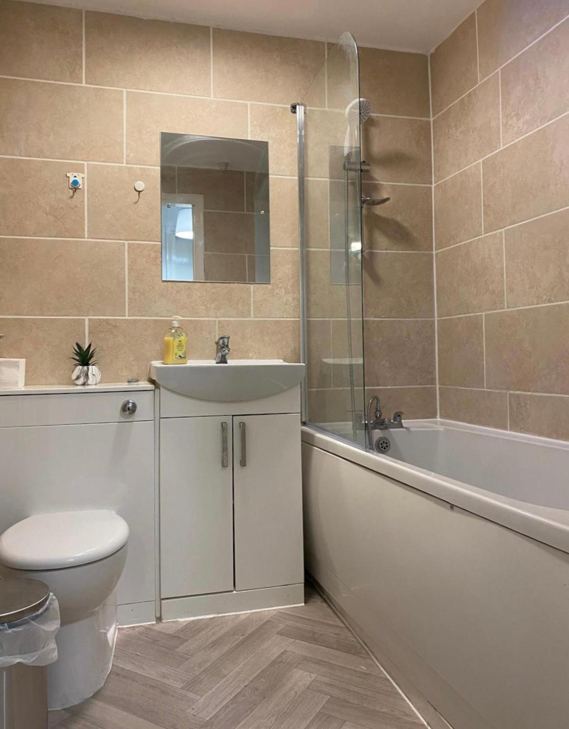 Modern Entire In Kings Cross St Pancras * London
