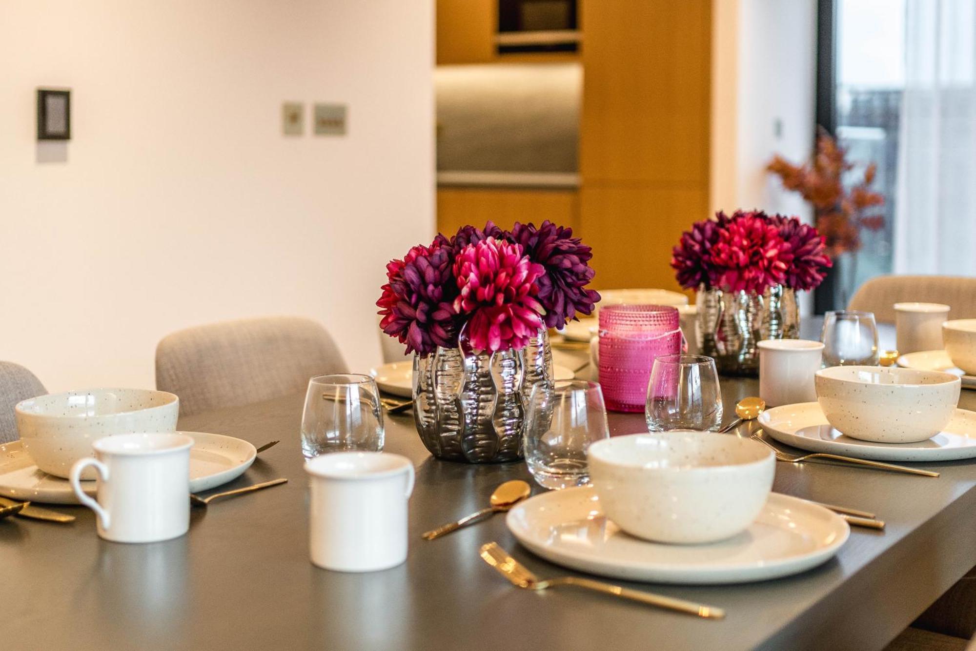 Kings Cross-luxury-sunset City View-gym-office Place-elevator * London