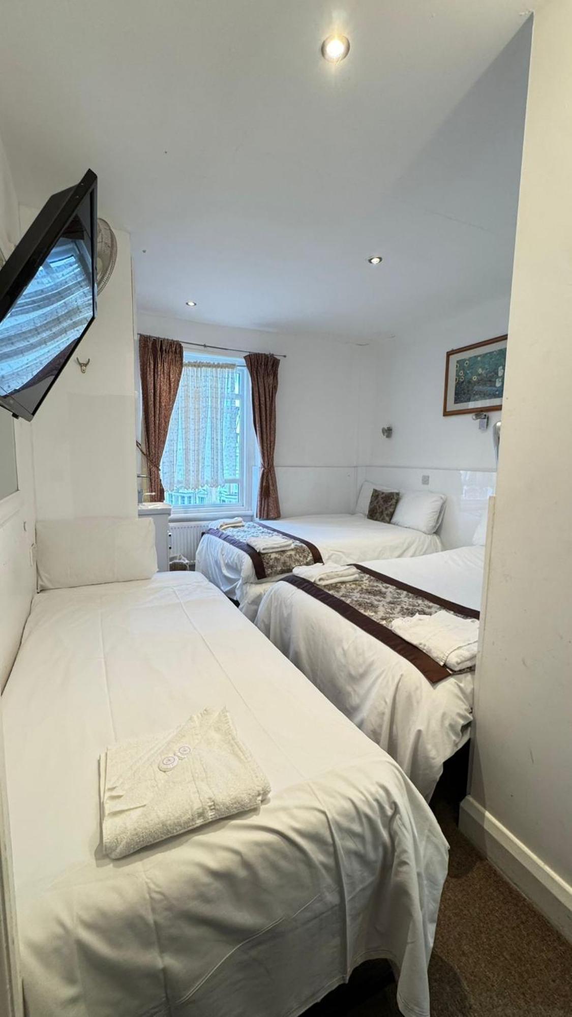Gasthof Earls Court London