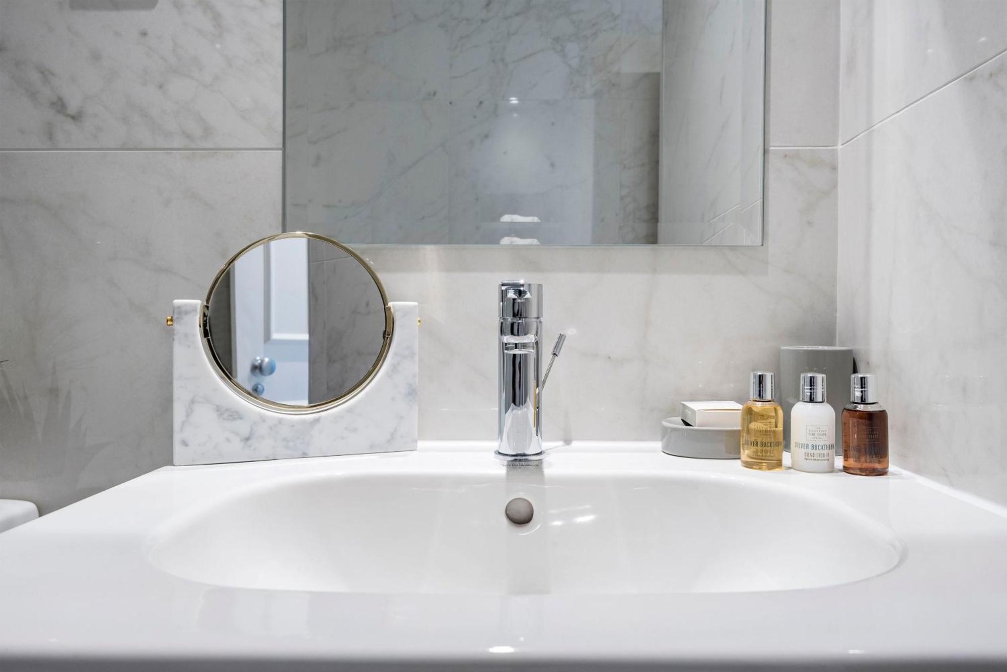 3 Sloane Gardens Aparthotel 2*