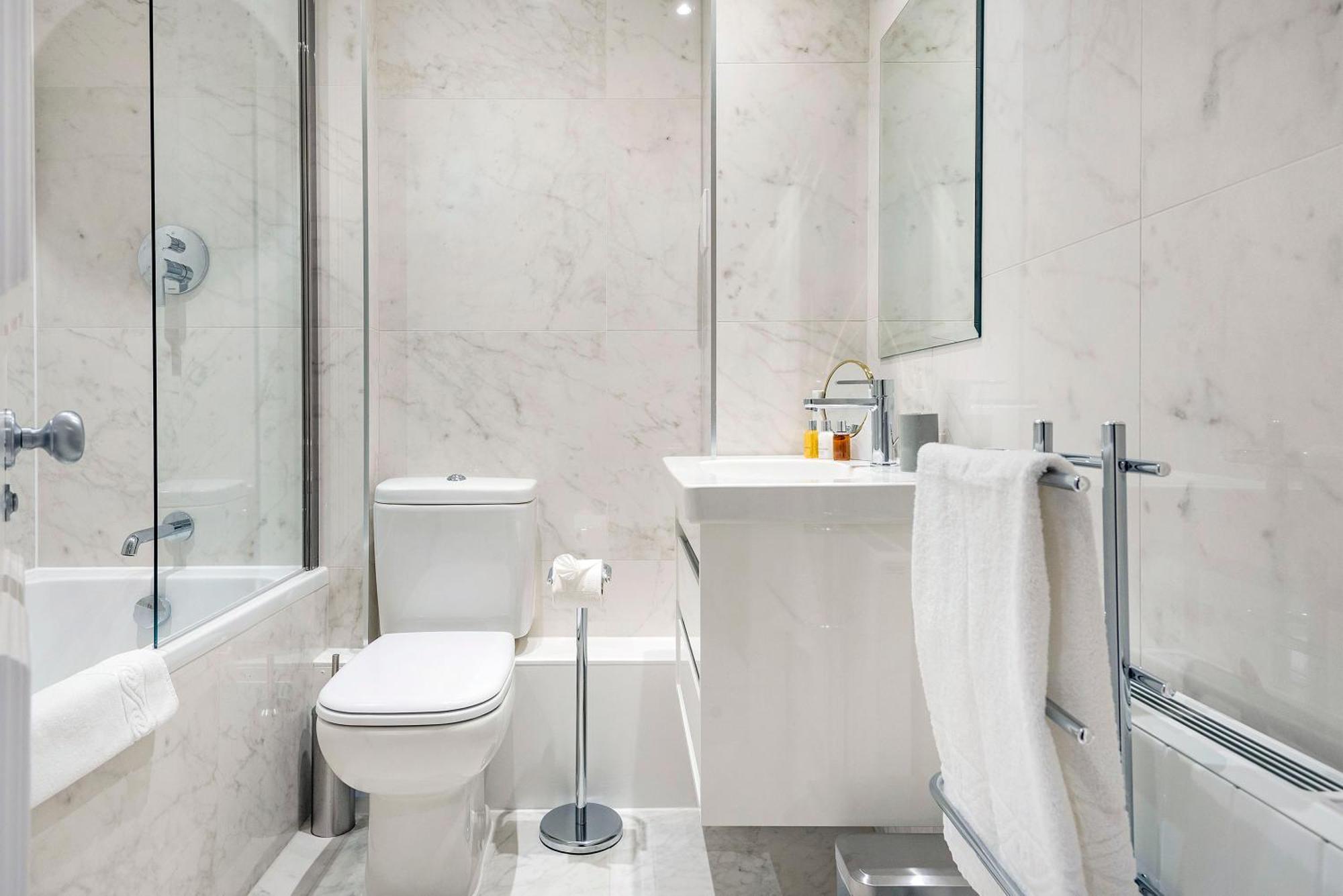 3 Sloane Gardens 2* London