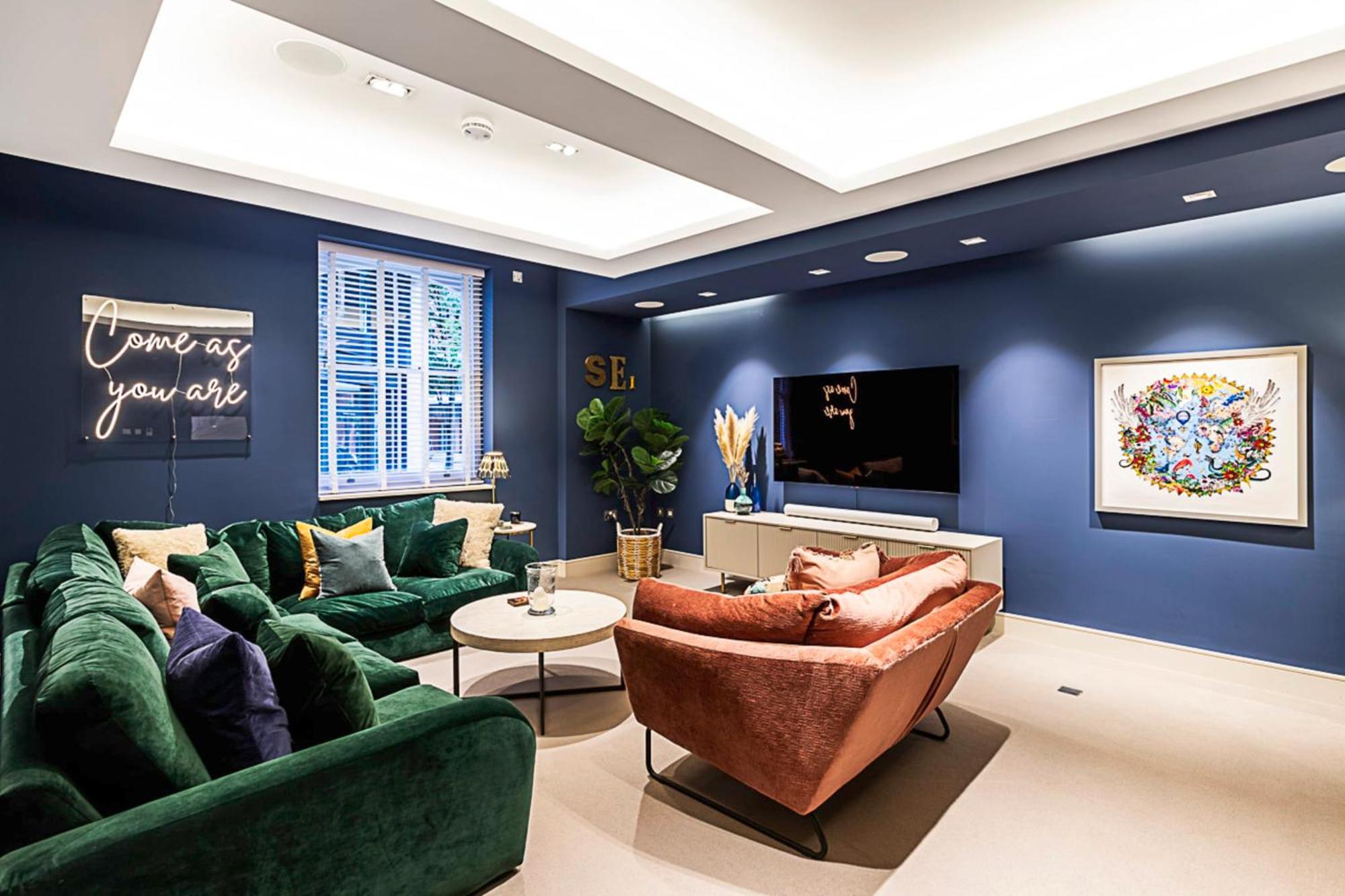 Pepys House A Modern Touch Of History *
